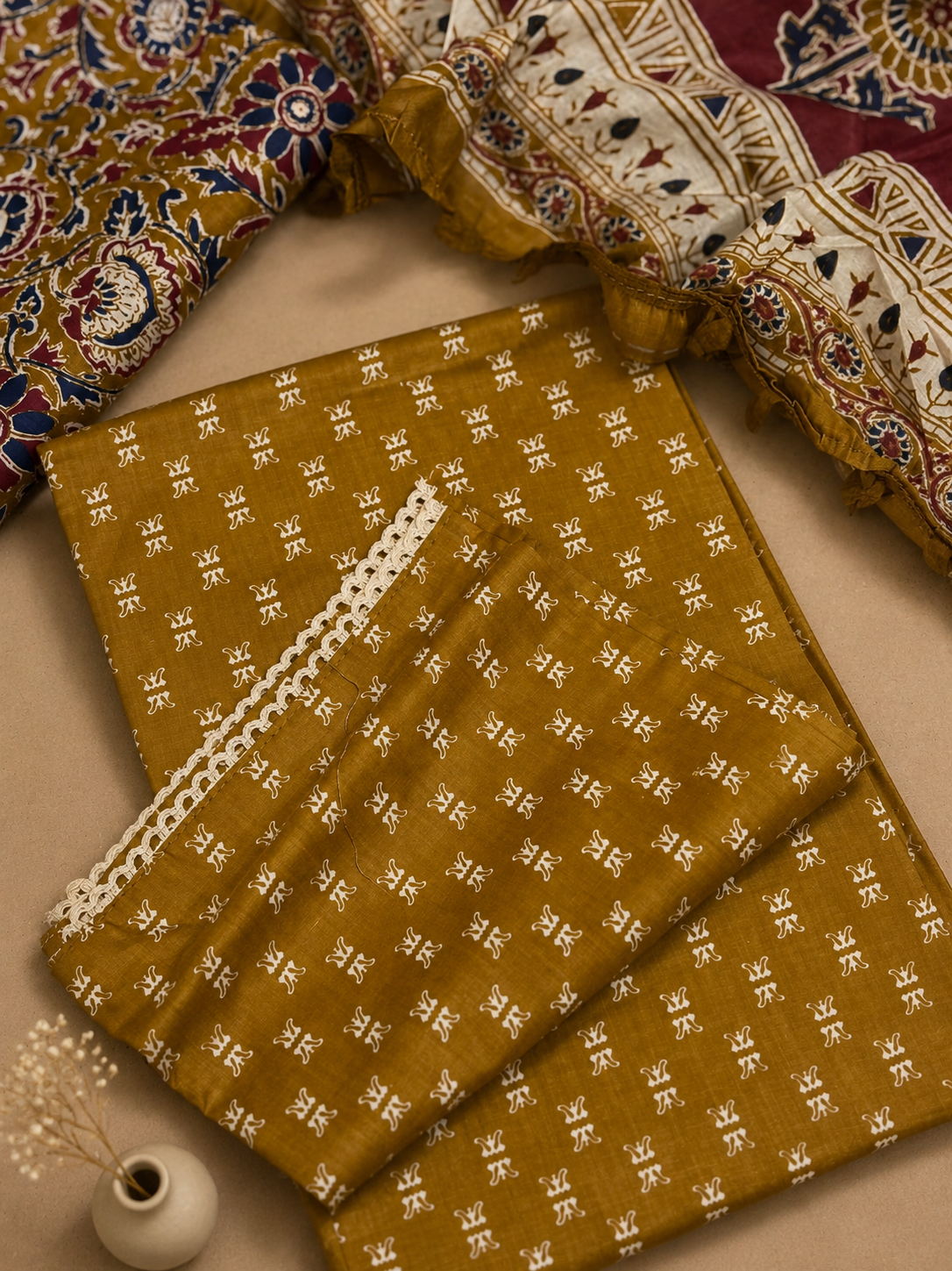 kesar unstitched suit