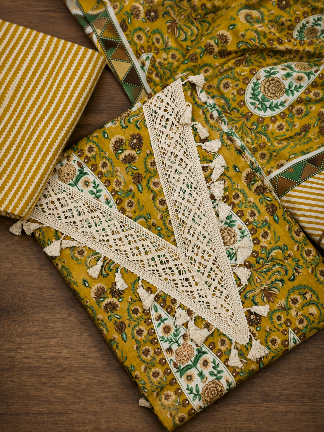 Ragini unstitched suit