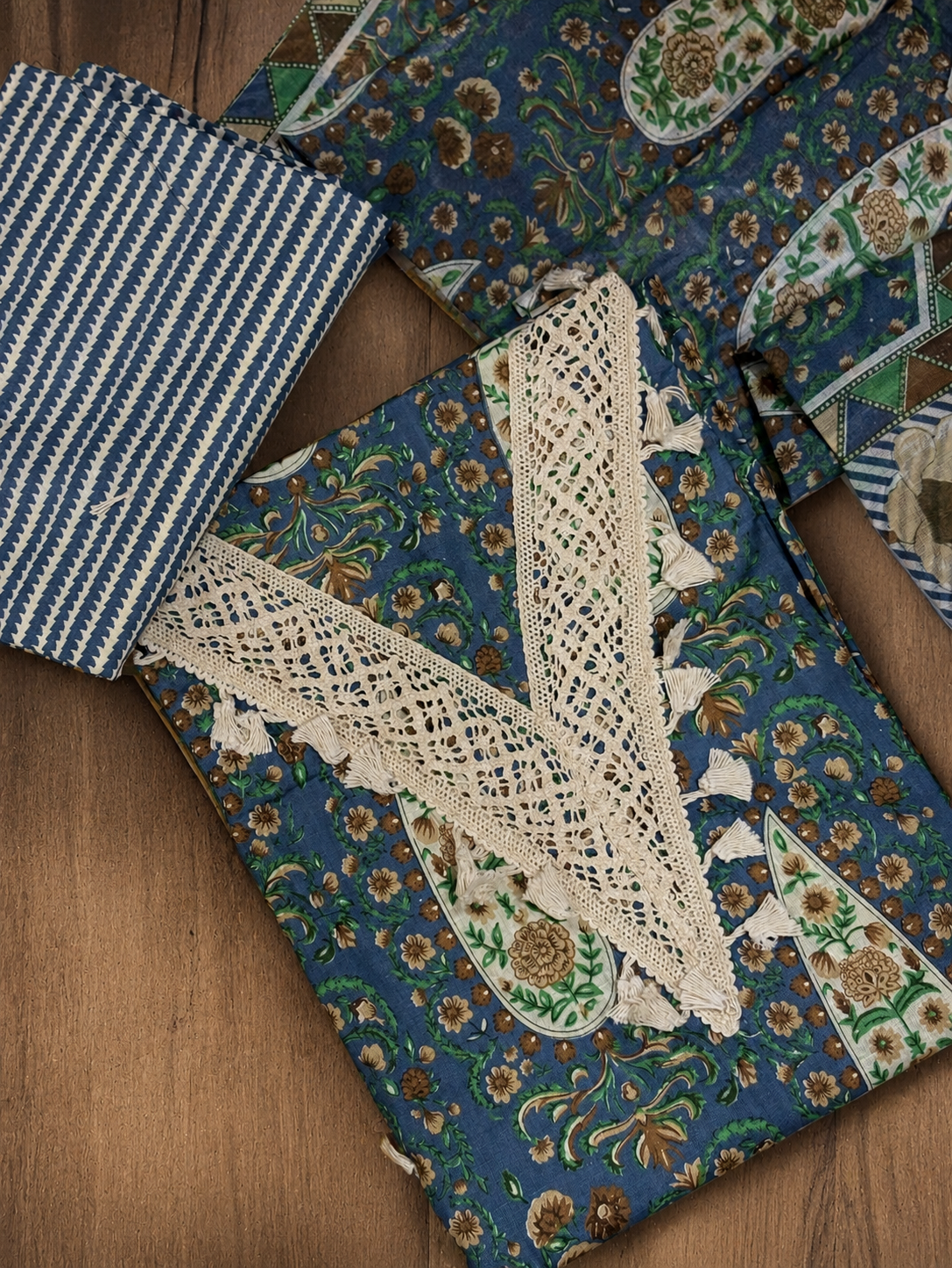 Ragini unstitched suit