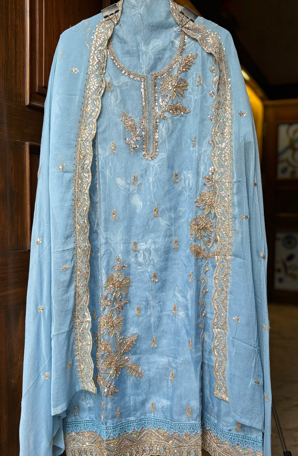 Opera unstitched suit