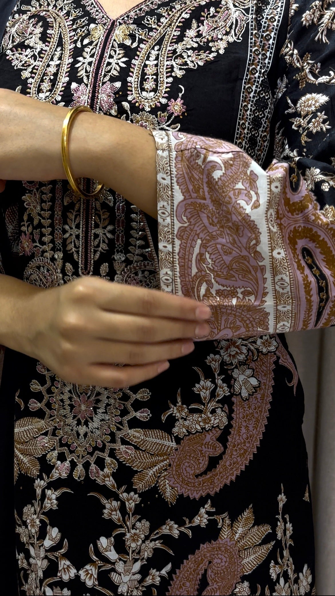 Siyahi – Where Elegance Meets Depth