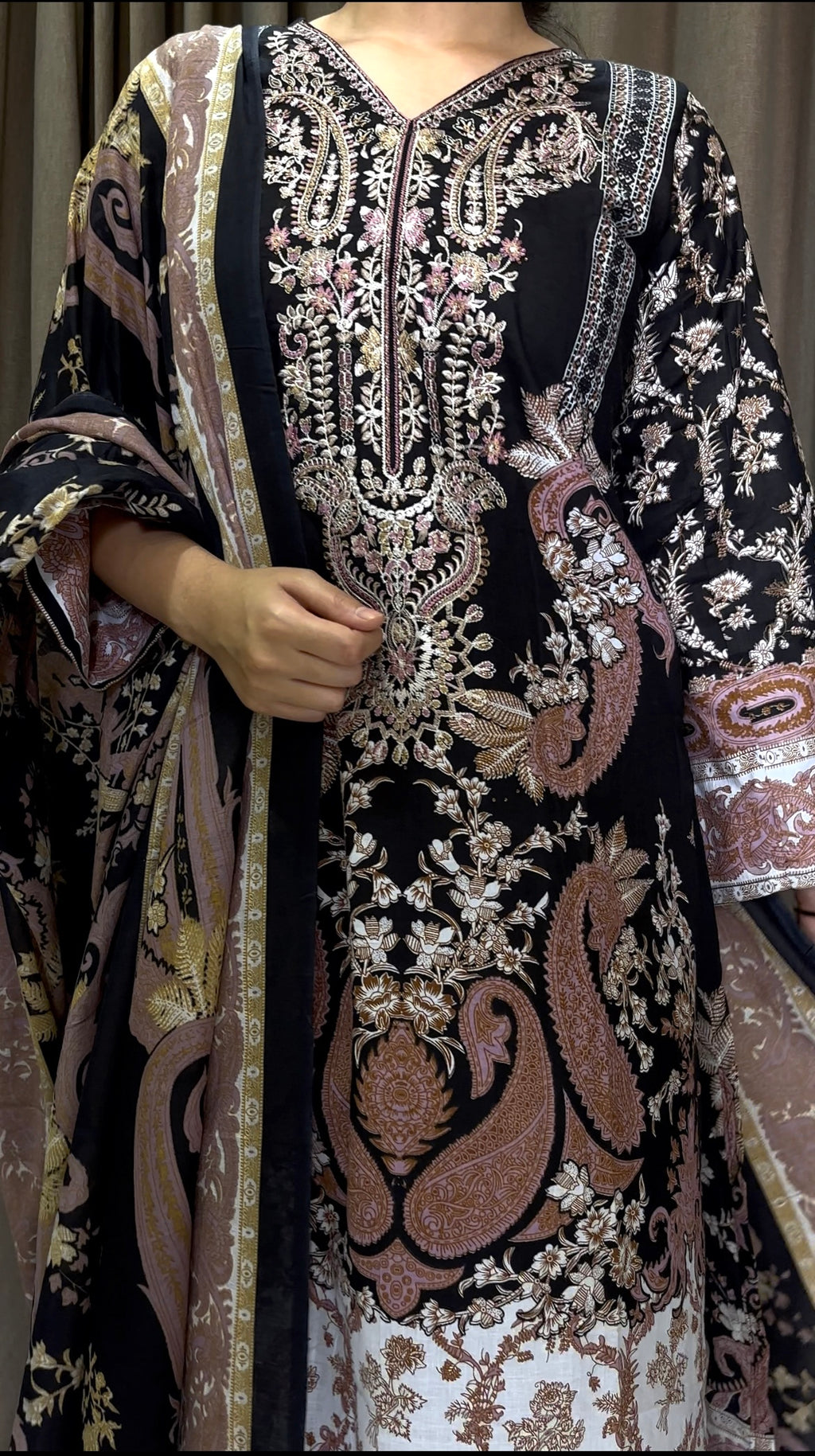 Siyahi – Where Elegance Meets Depth