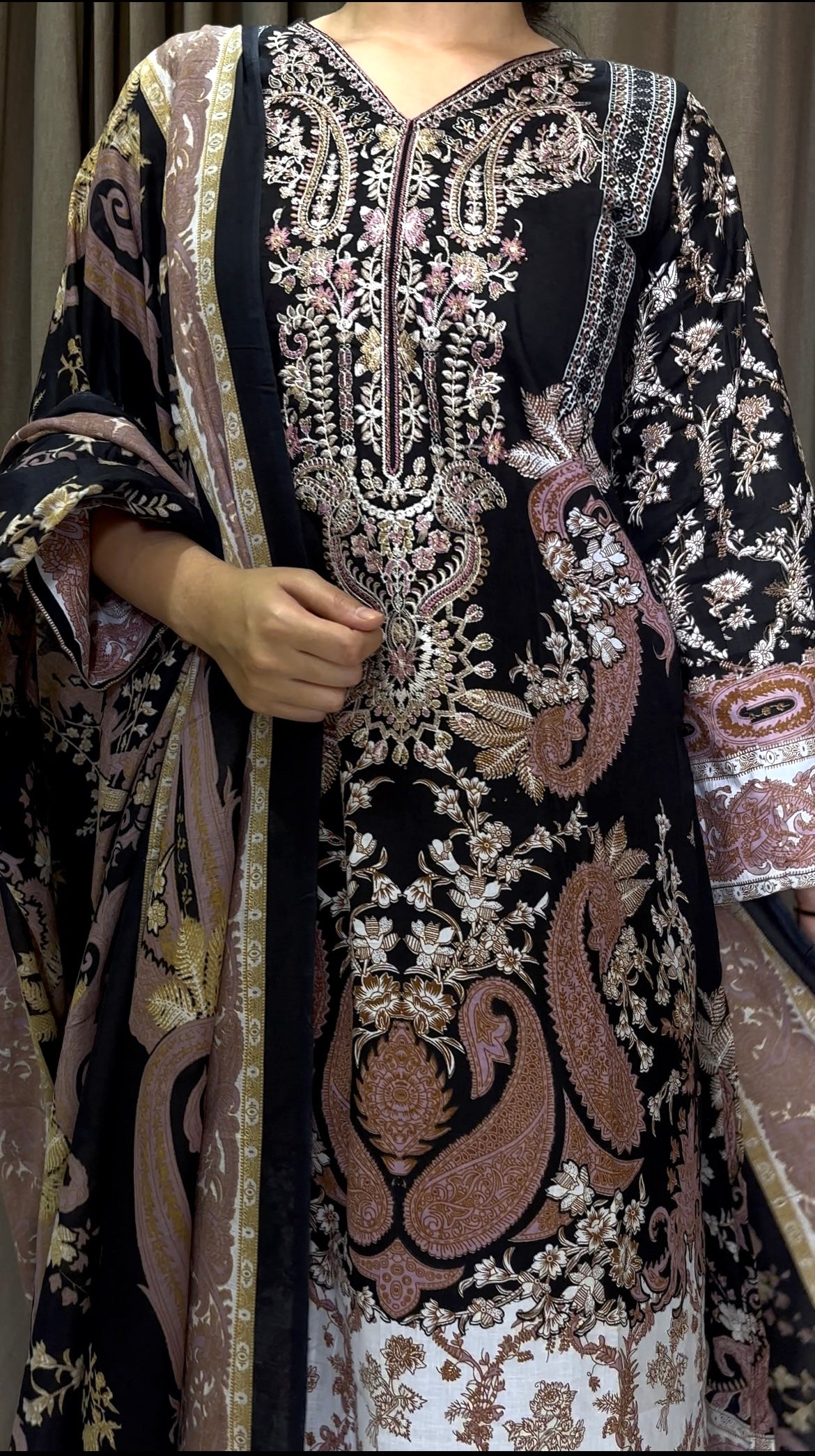 Siyahi – Where Elegance Meets Depth