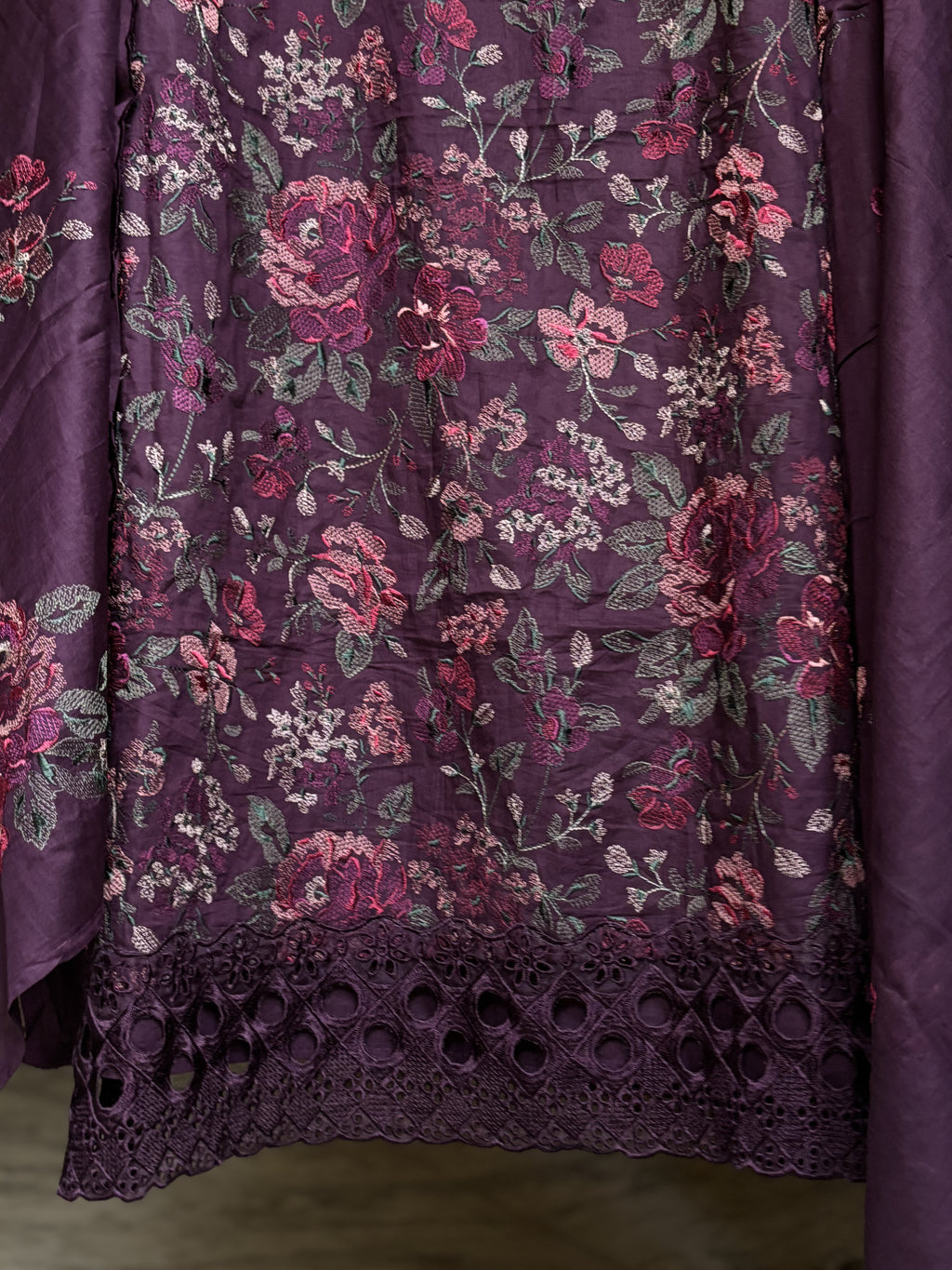 loan unstitched suit
