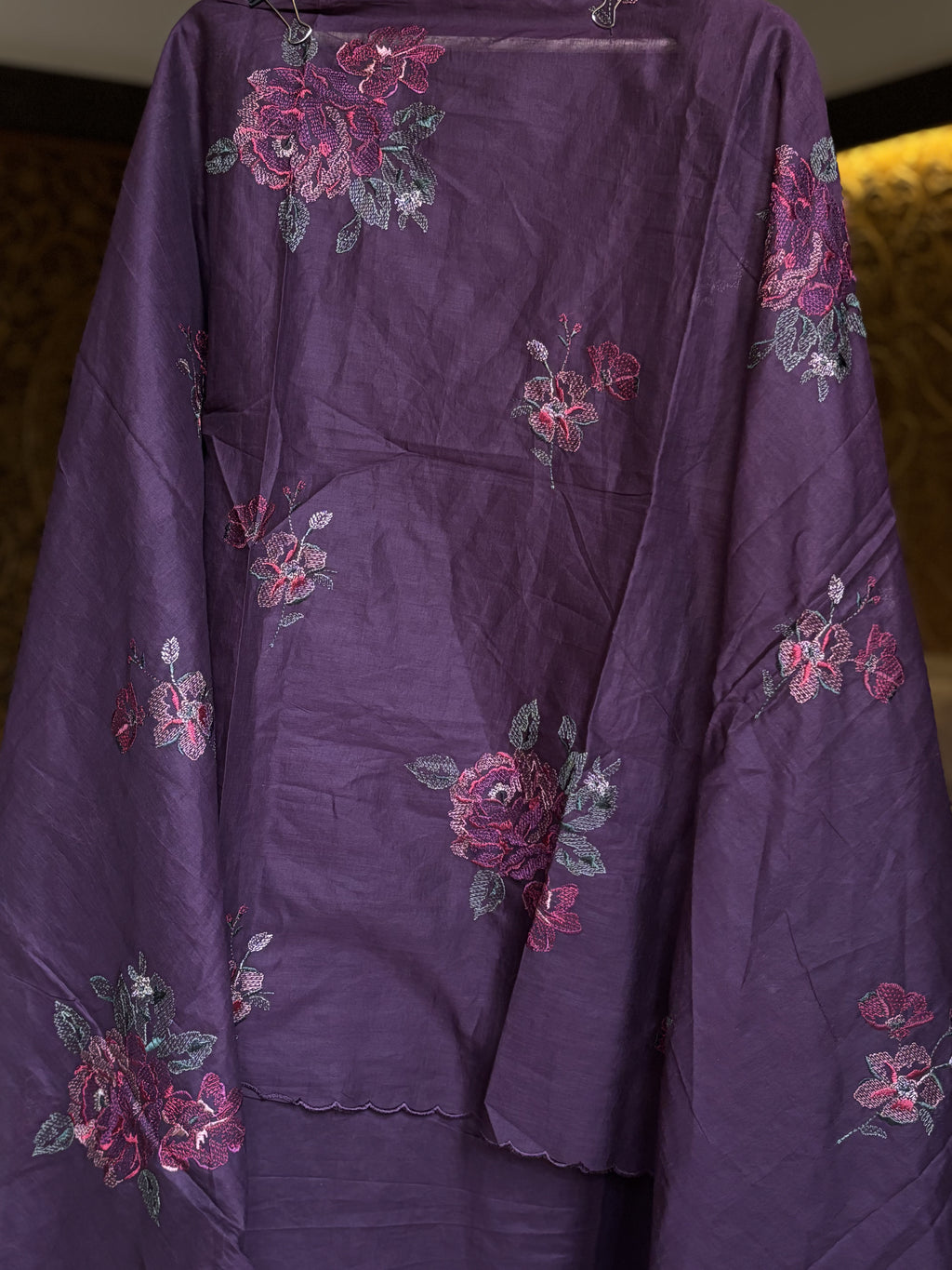 loan unstitched suit