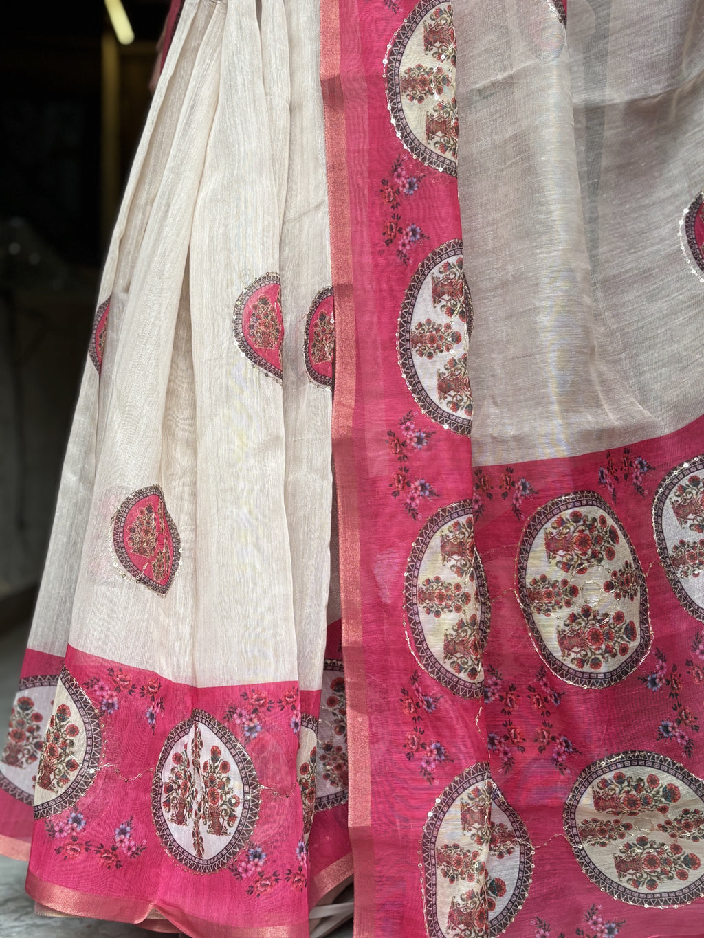 rangoli saree