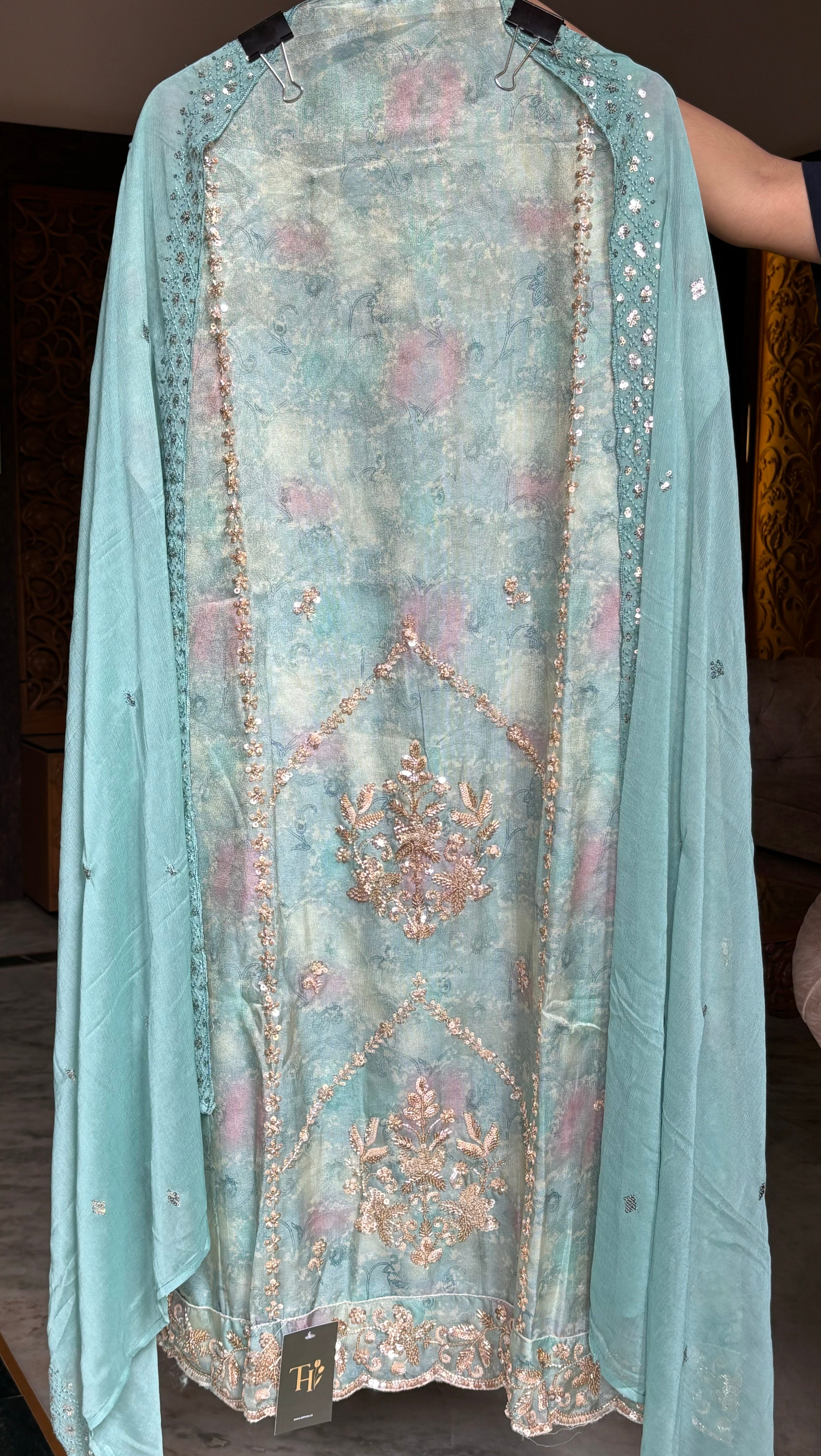 Nayara unstitched suit