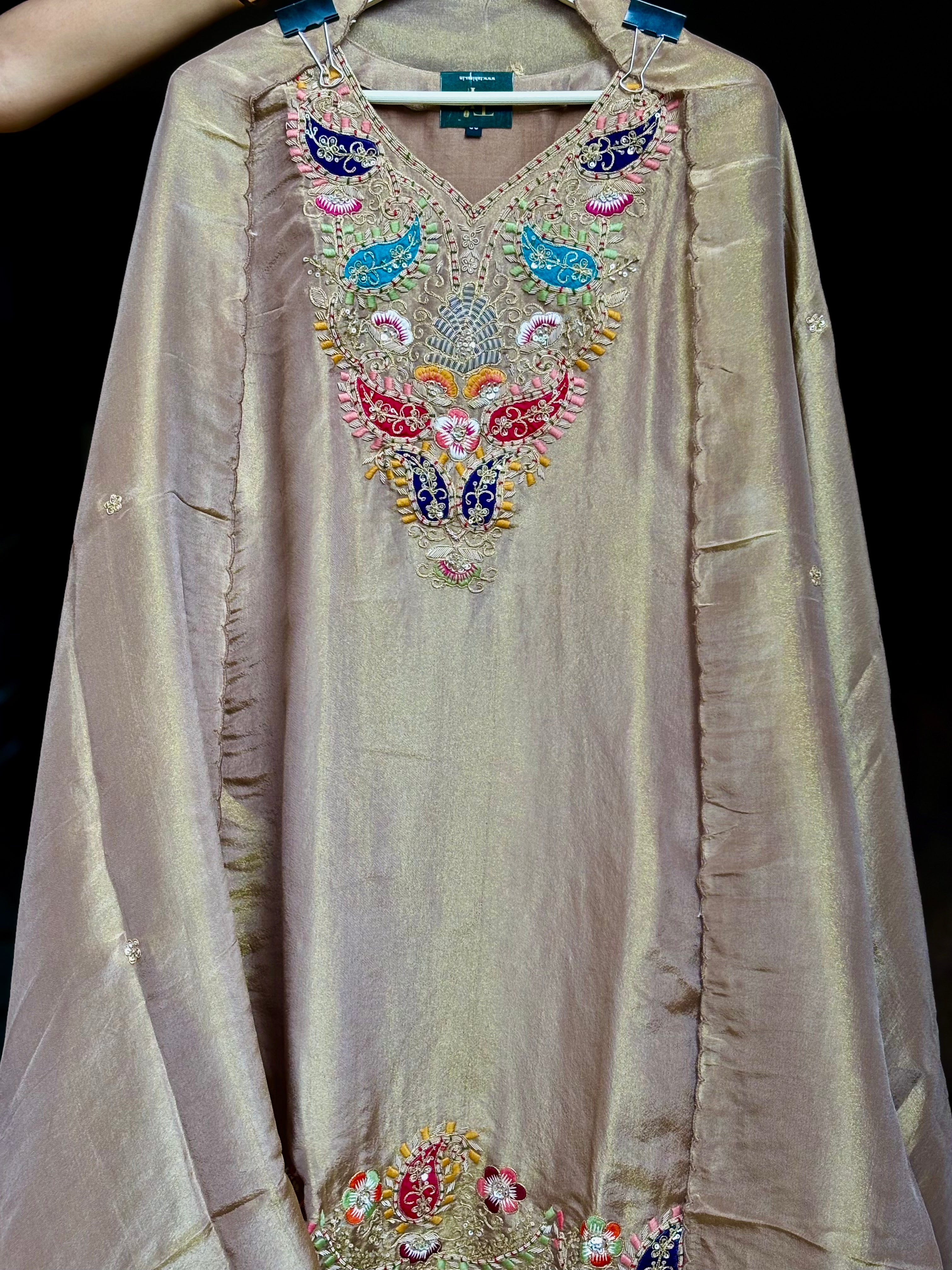 Zarmina shimmer suit