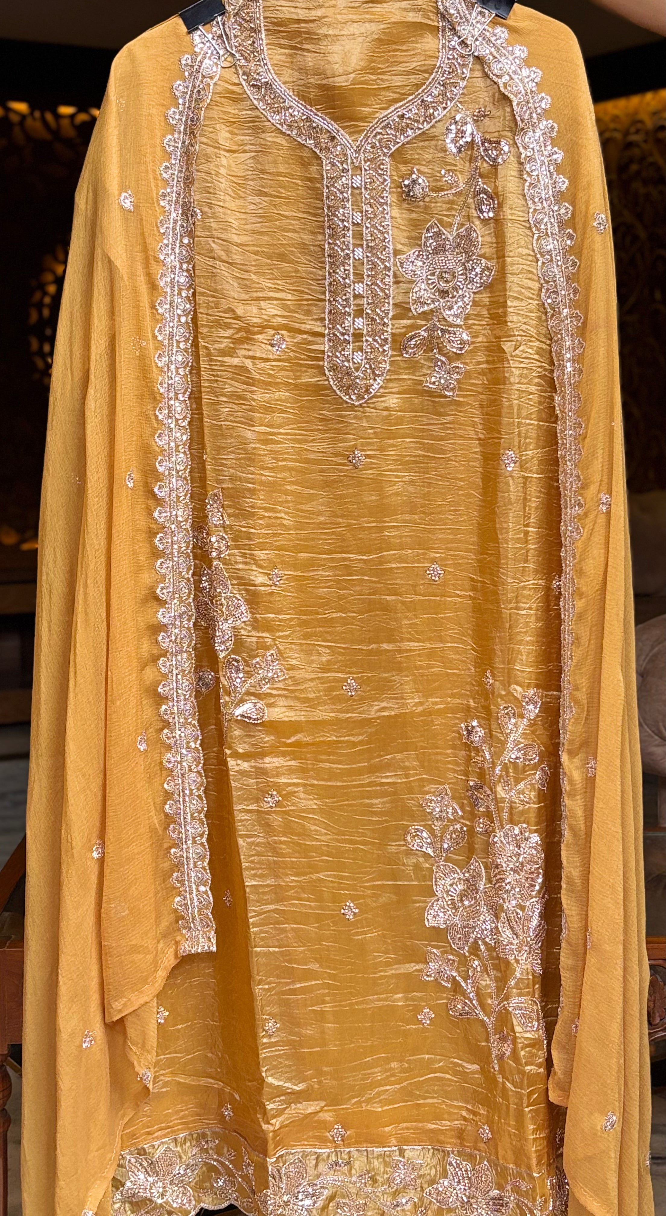 Meher crush tissue unstitched suit