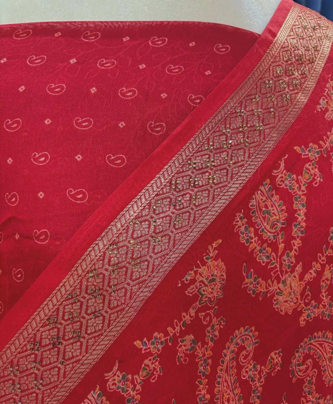 Sonakshi – Light Weight Saree