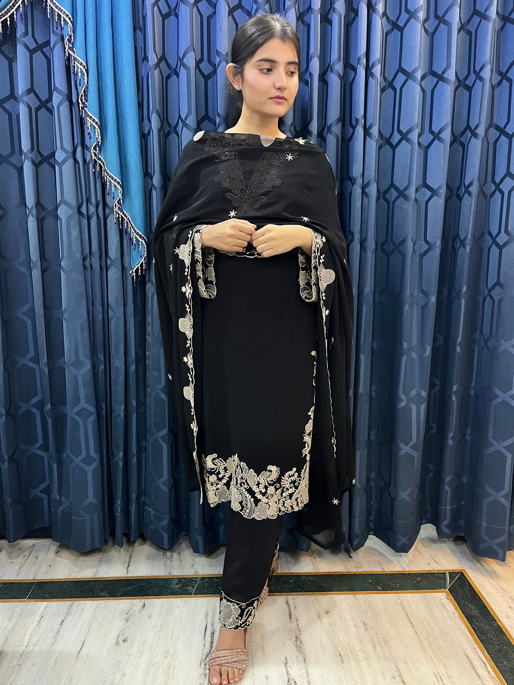 Black diamond suit set