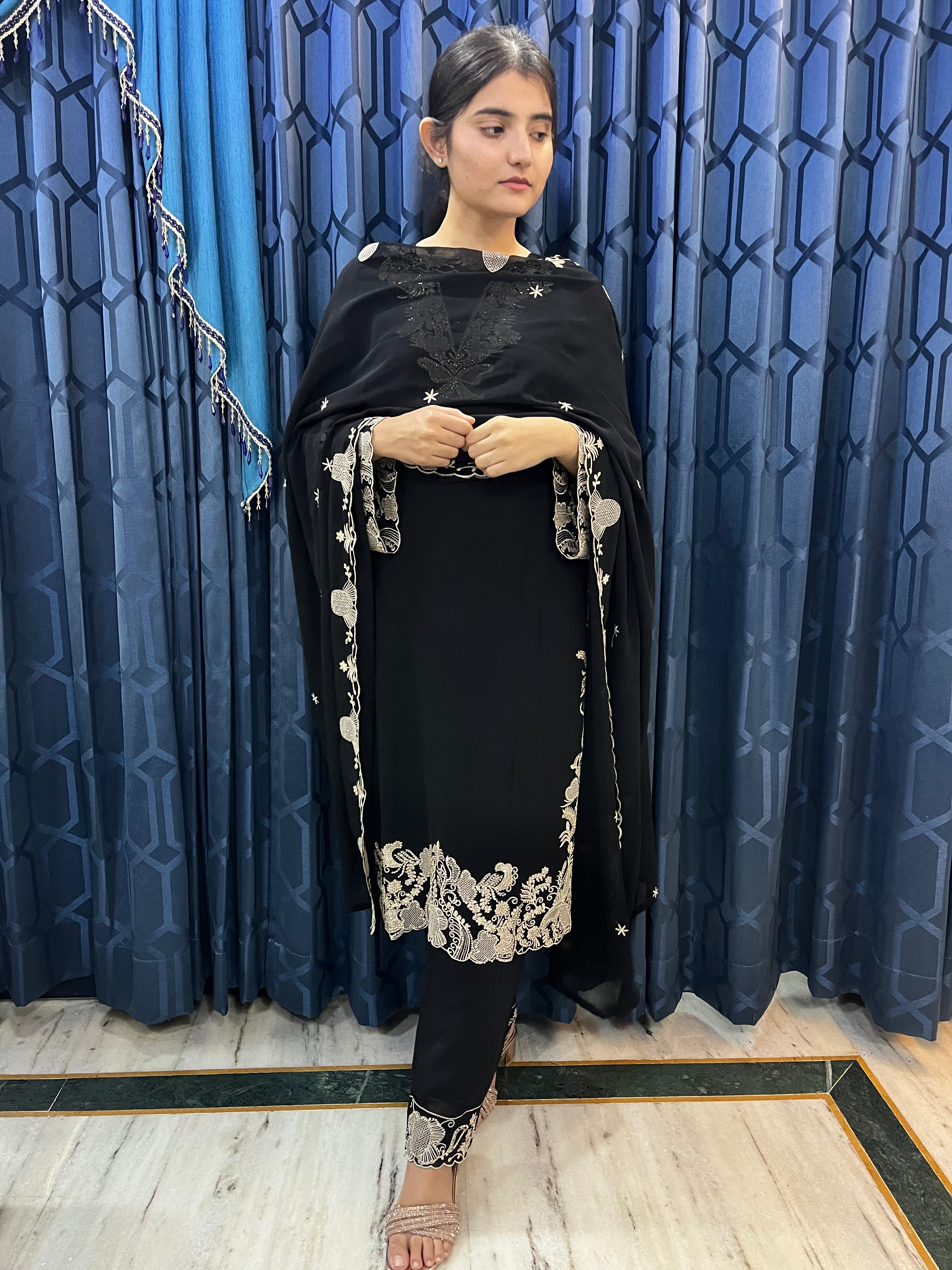 Black diamond suit set