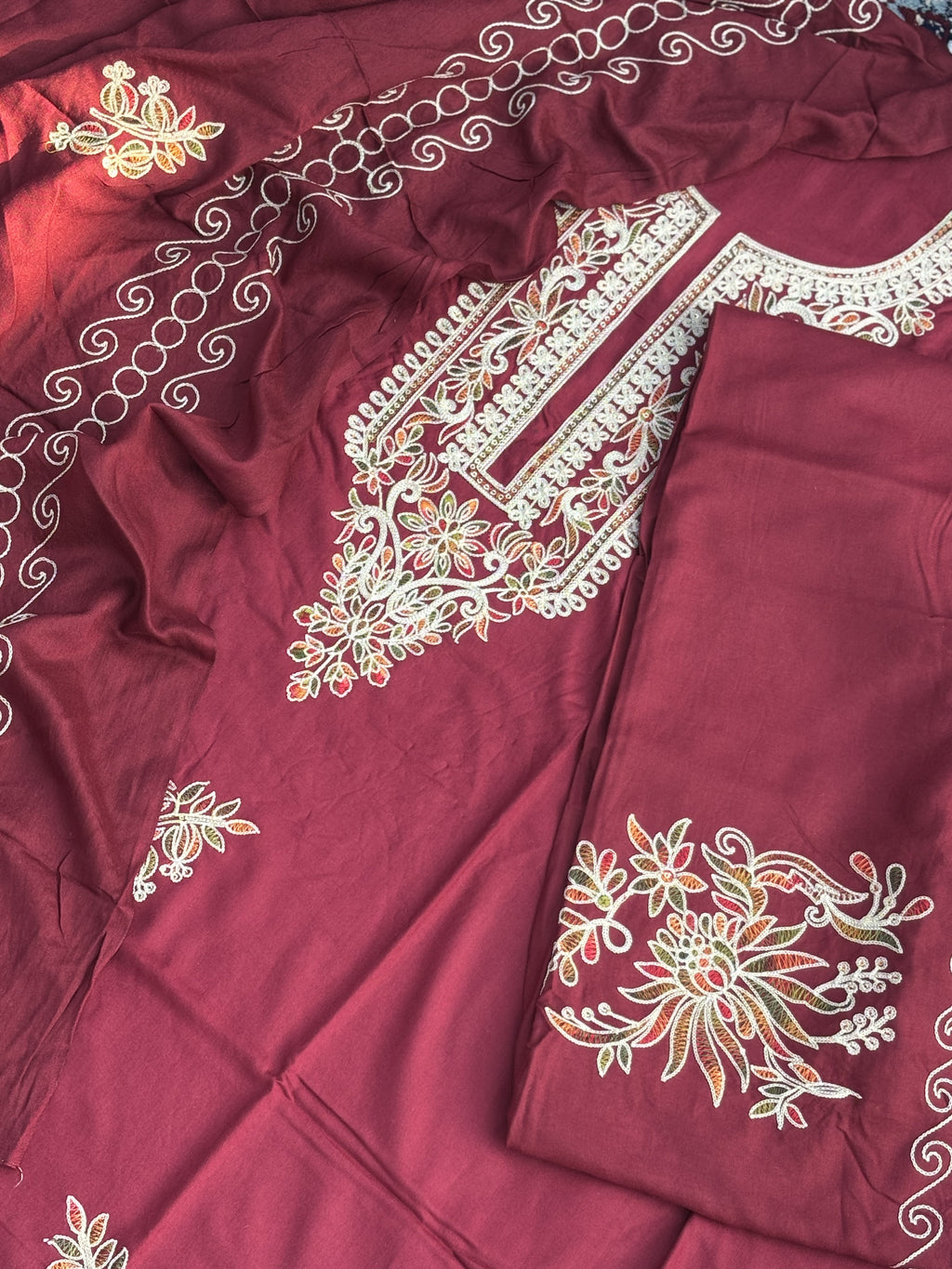 Kashmiri Embroidered Unstitched Suit