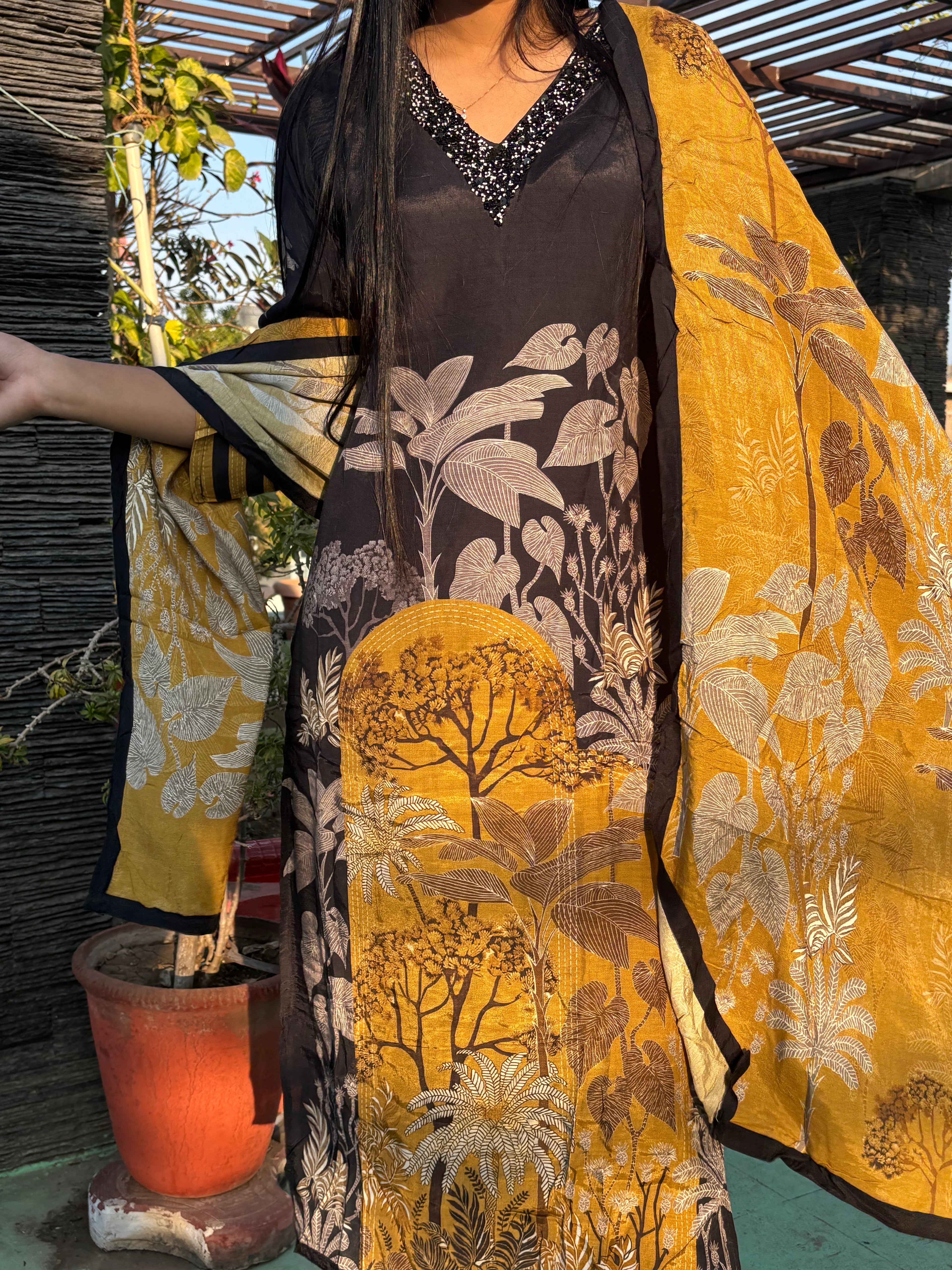 V Neck Black Suit Set