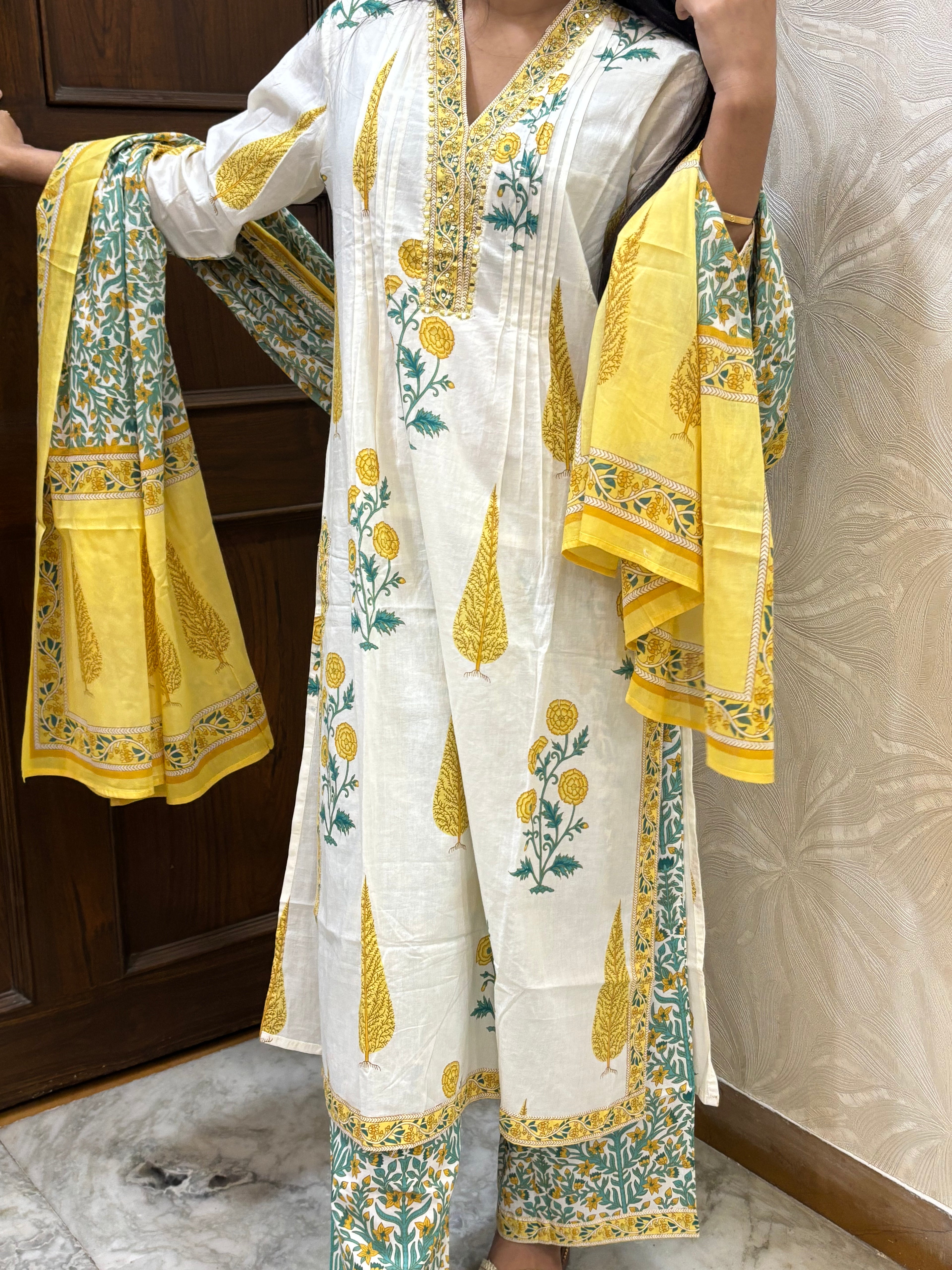 straight cotton suit set