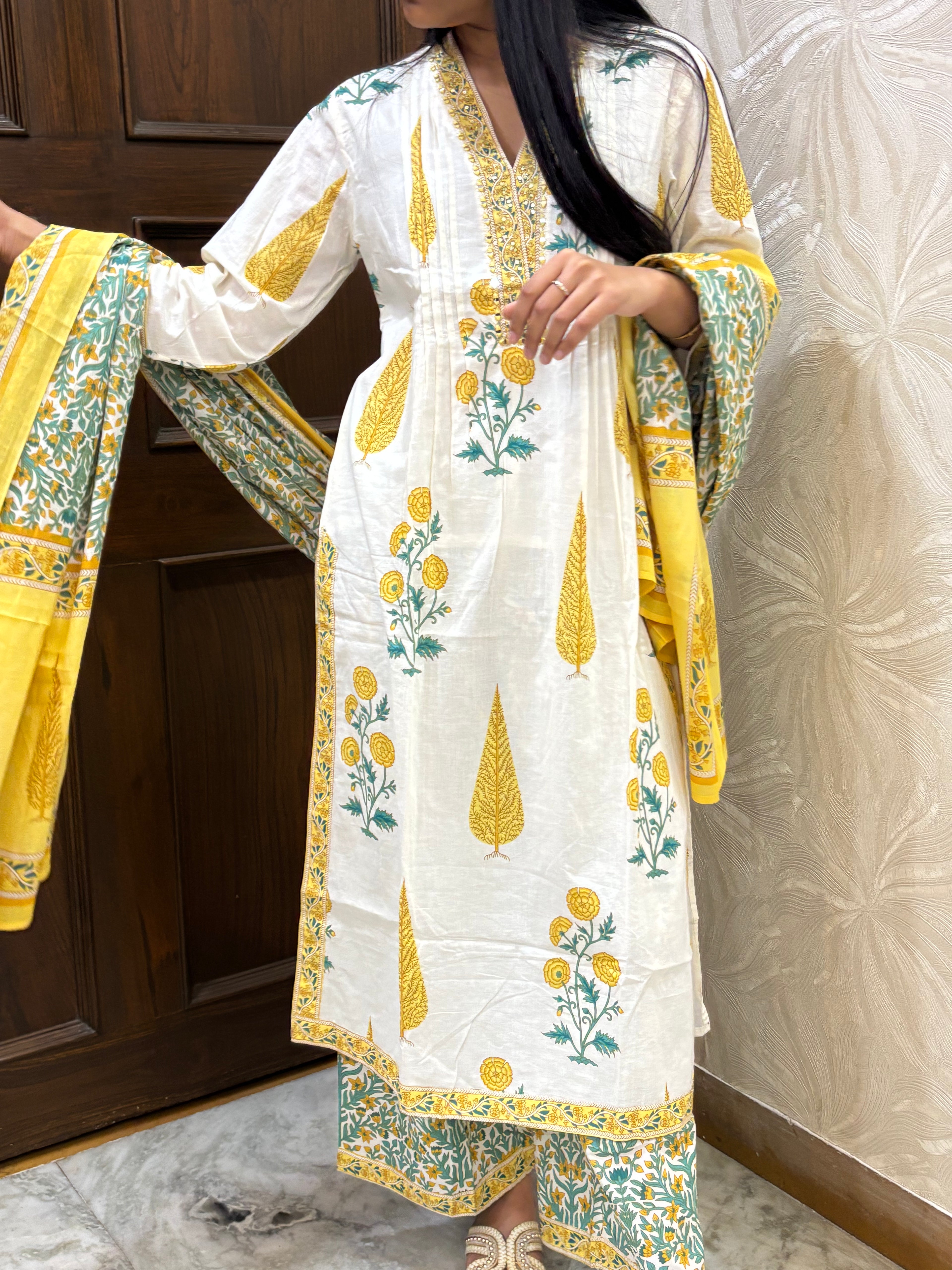 straight cotton suit set