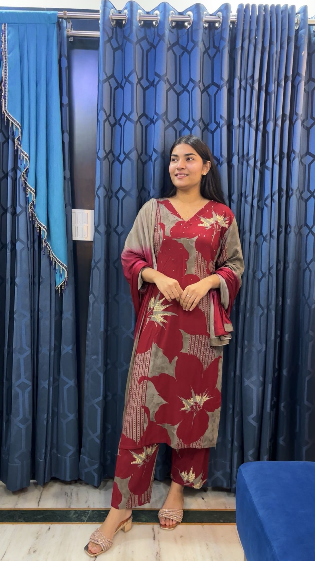 Ruwaa Suit set - Maroon