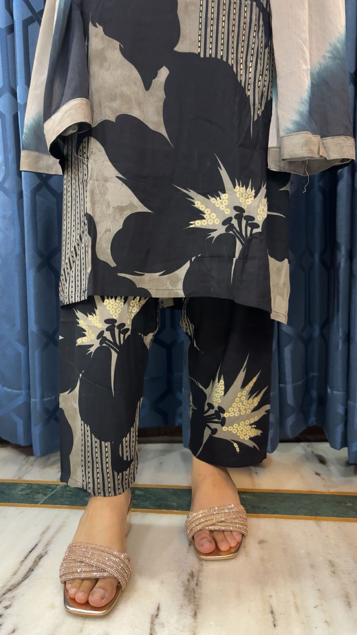 Ruwaa Suit set - Black