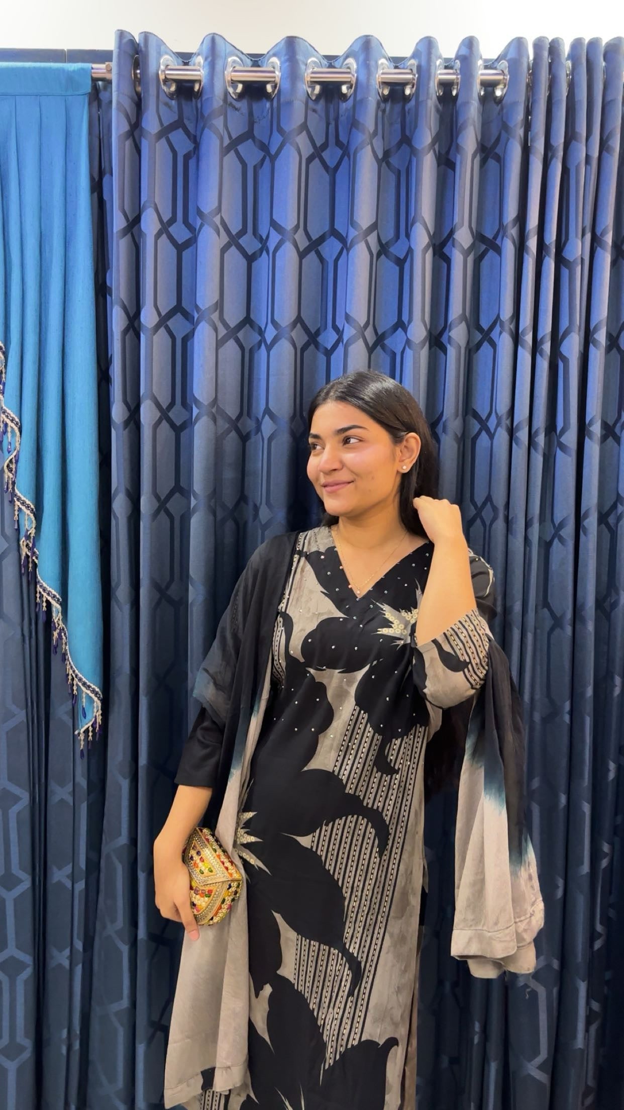 Ruwaa Suit set - Black