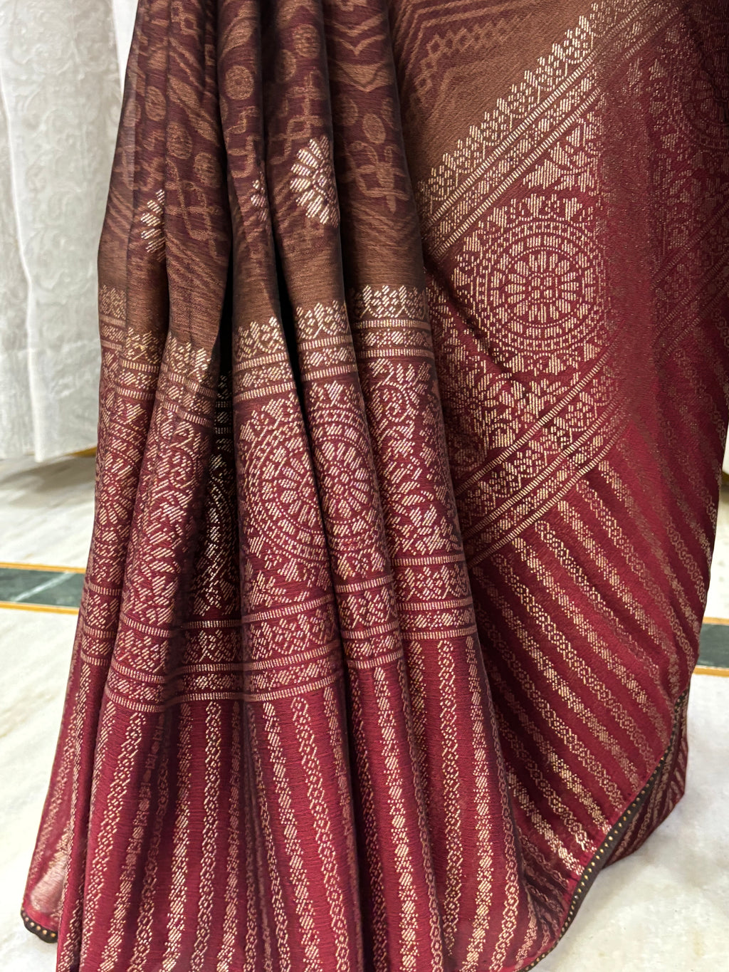 Mudra - Light Weight Saree