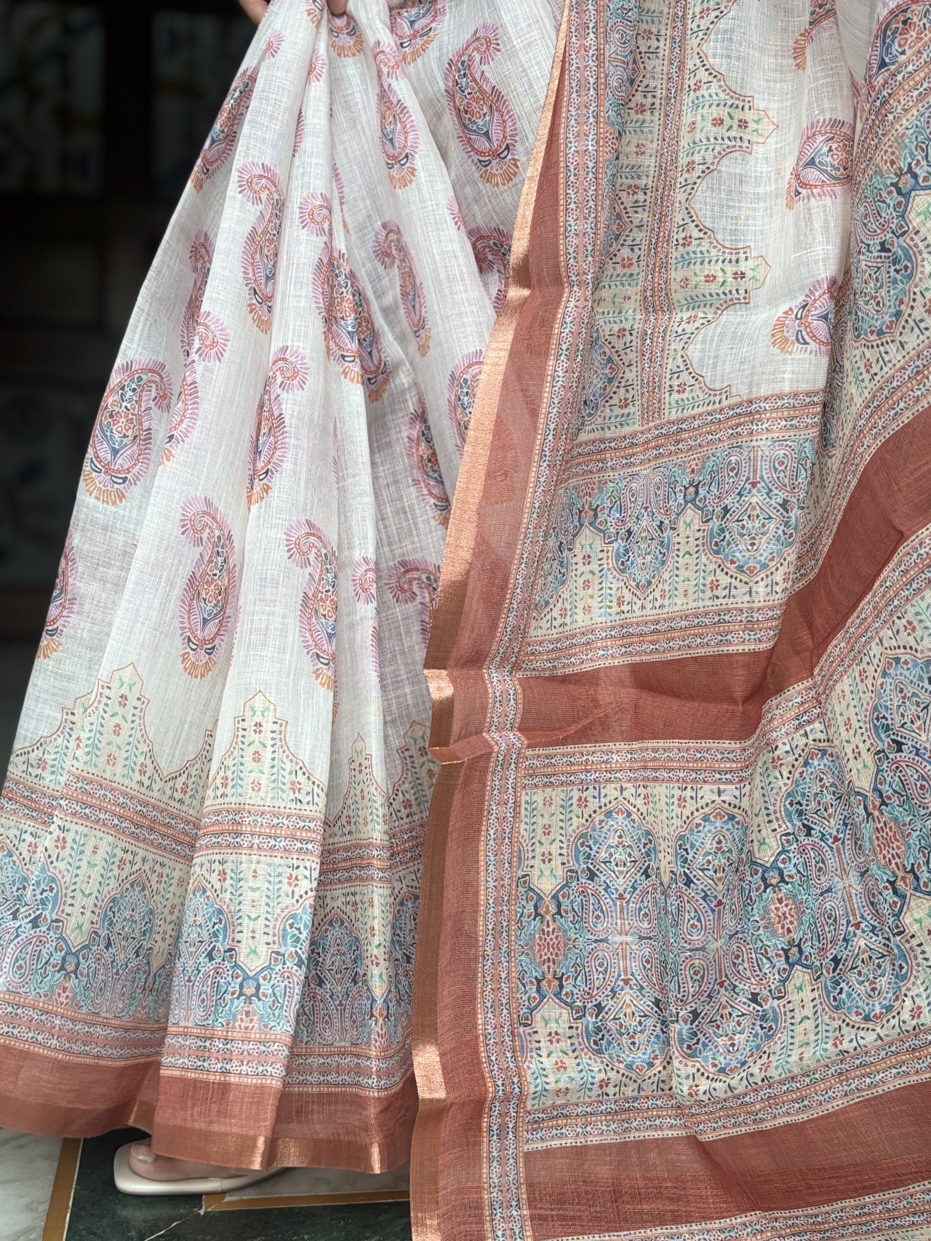 white linen cotton saree